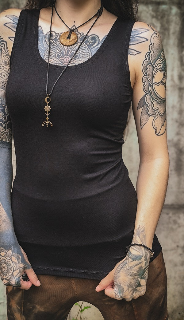 Schwarzes Top