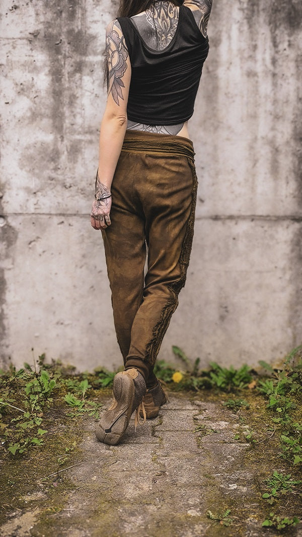 Upcycling Destroyed Jogger Pants Khaki