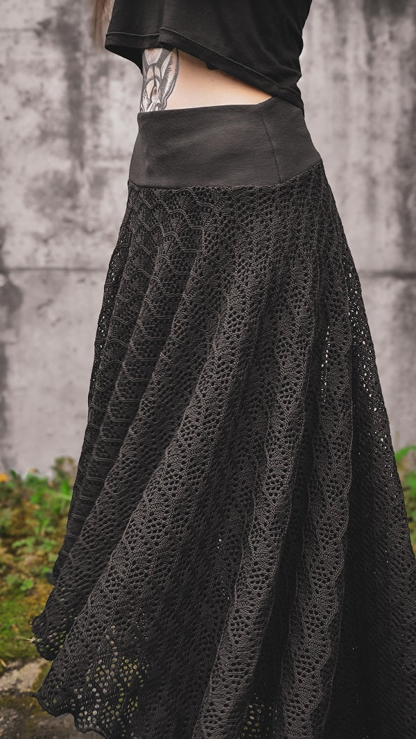 Evagelia Vokuhila Rock Schwarz